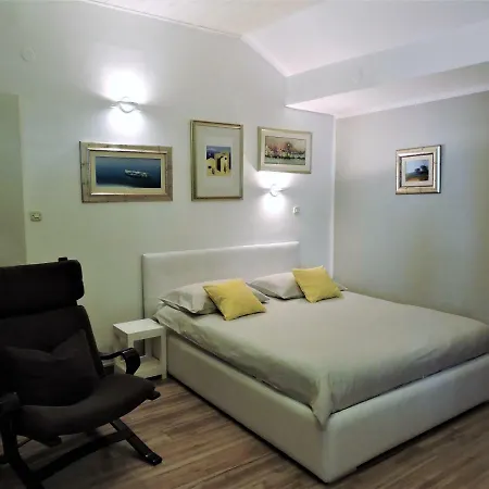 Bruno Centre And Apartament