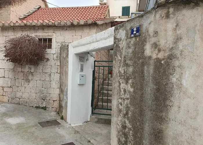 布鲁诺斯普利特中心公寓 公寓 *