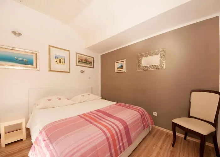 布鲁诺斯普利特中心公寓 公寓 *